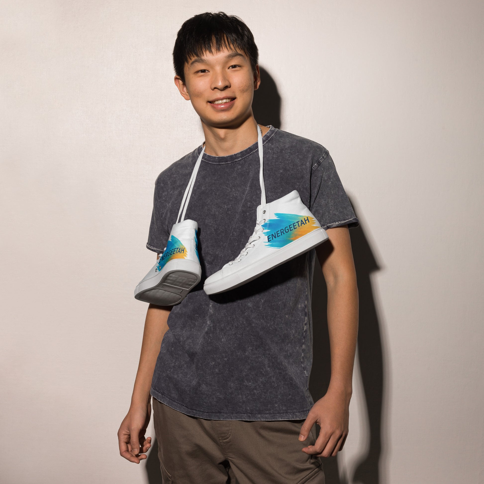 men-s-high-top-canvas-shoes